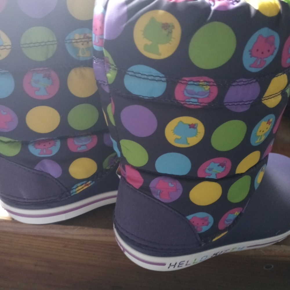 Hello kitty kids croc winter boot
